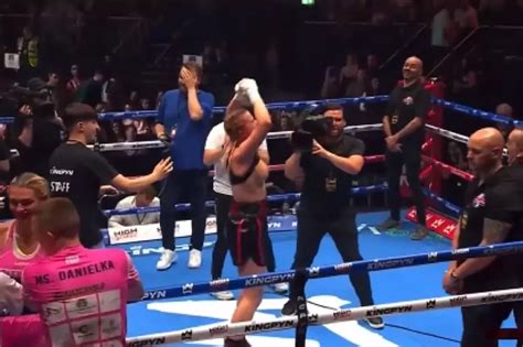 hemsley boxing|Daniella Hemsley scores big win after flashing。